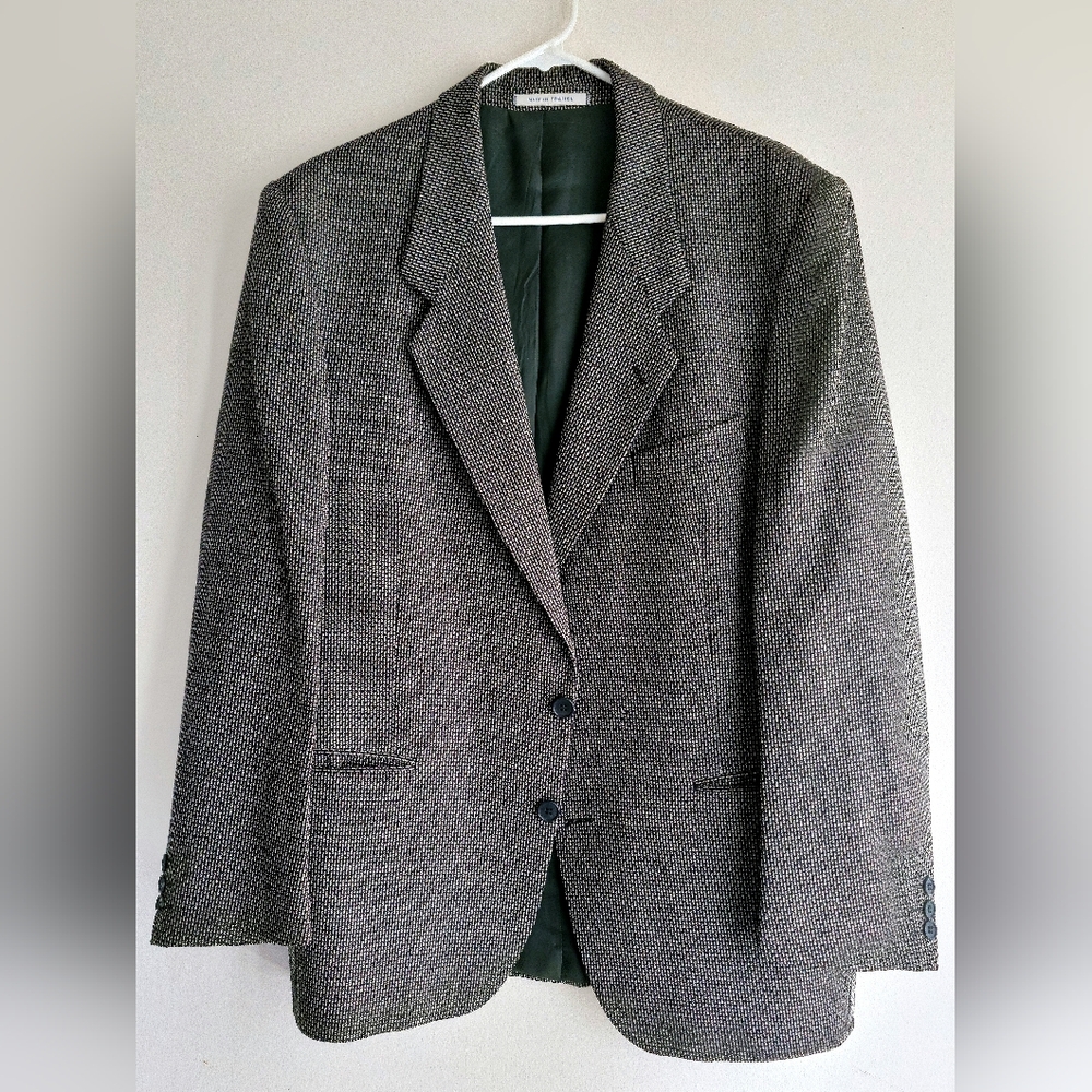 Suave French YSL 100% wool Blazer, size 44R.